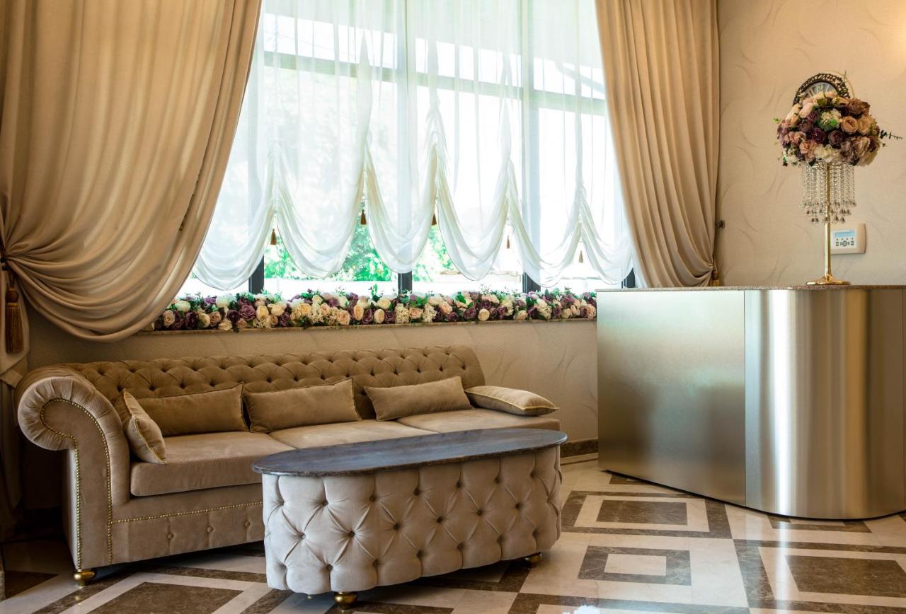 Reve Mariage Hotel บูคาเรสต์ ภายนอก รูปภาพ