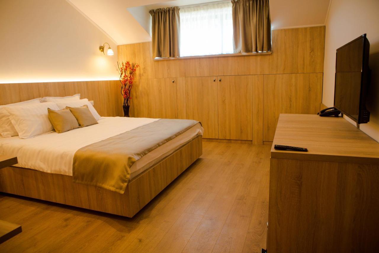 Reve Mariage Hotel บูคาเรสต์ ภายนอก รูปภาพ
